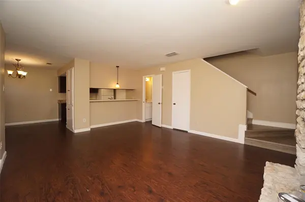 9100 Mountain RDG #6A, Austin, TX 78759