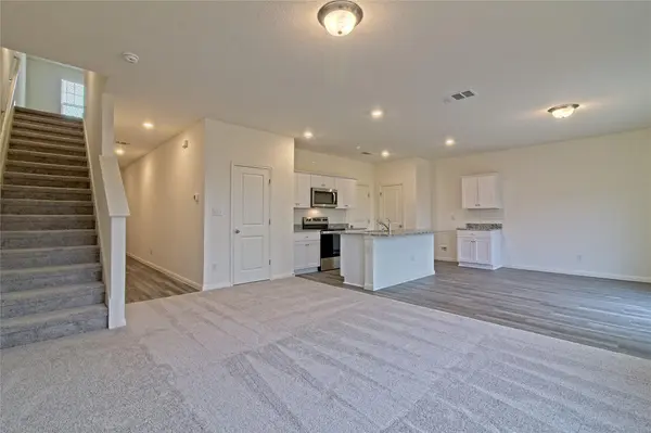 109 Gemsbok RD, Hutto, TX 78634