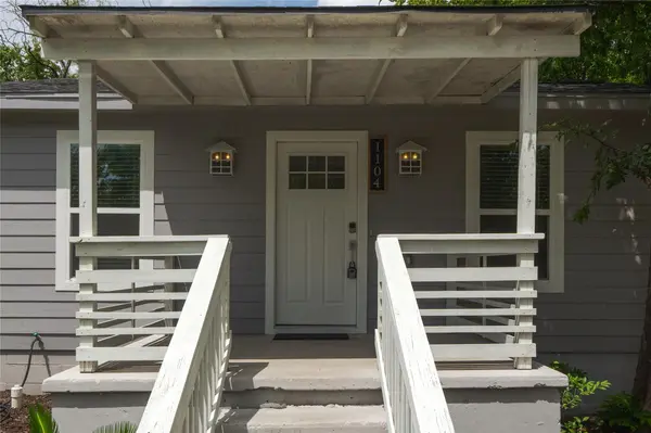 1104 N Hackberry ST, Lampasas, TX 76550