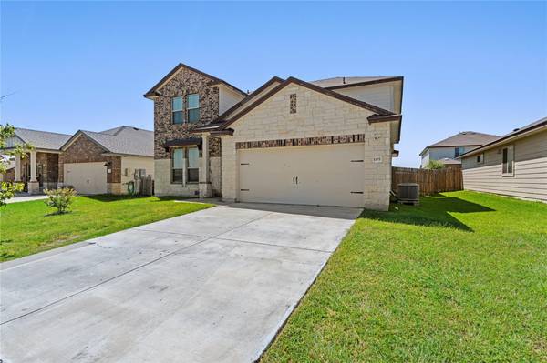 105 GREEN JAY DR, Jarrell, TX 76537