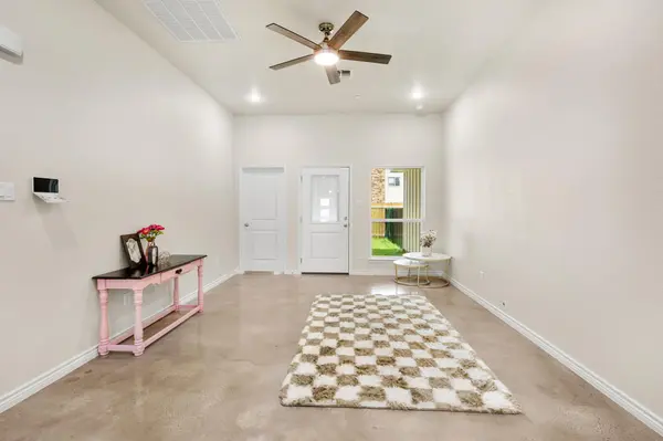 410 W Avenue C, Copperas Cove, TX 76522