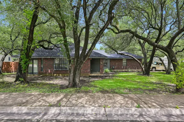 606 Prize Oaks DR, Cedar Park, TX 78613