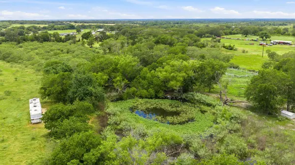 6407 Taylorsville RD, Dale, TX 78616