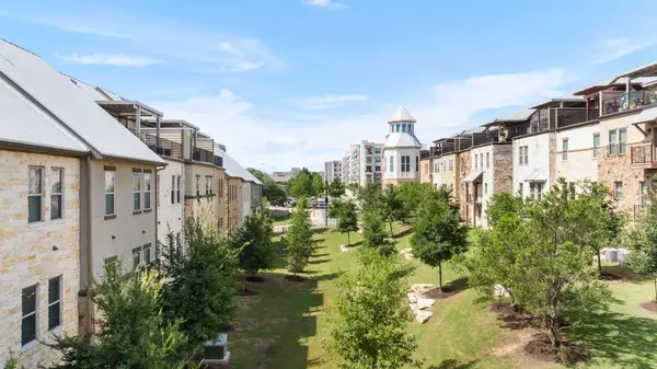 1116 Highknoll LN, Georgetown, TX 78628