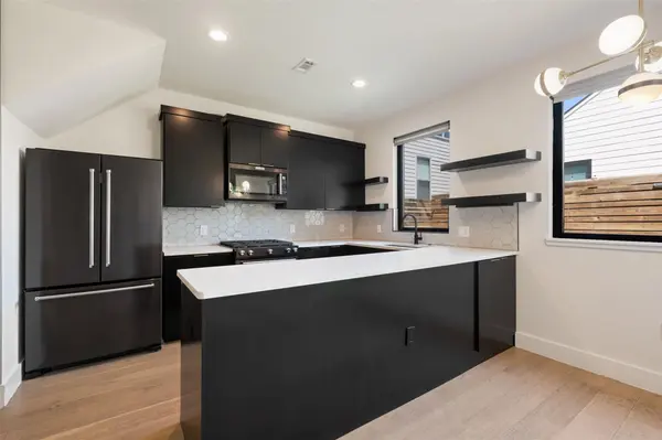 2311 E 8th ST #2, Austin, TX 78702