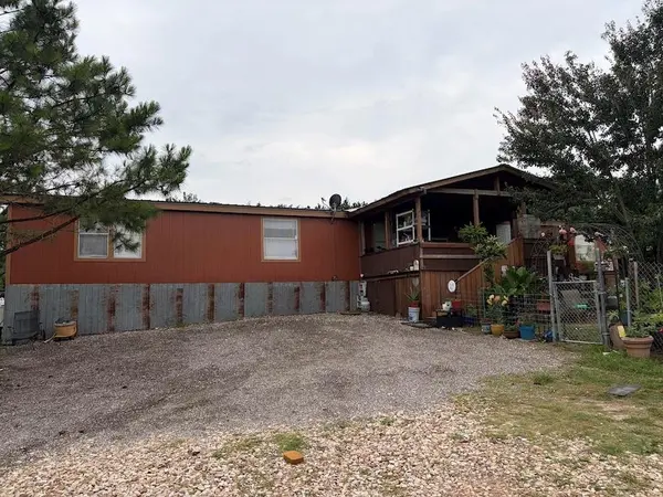 Address not disclosed, Paige, TX 78659