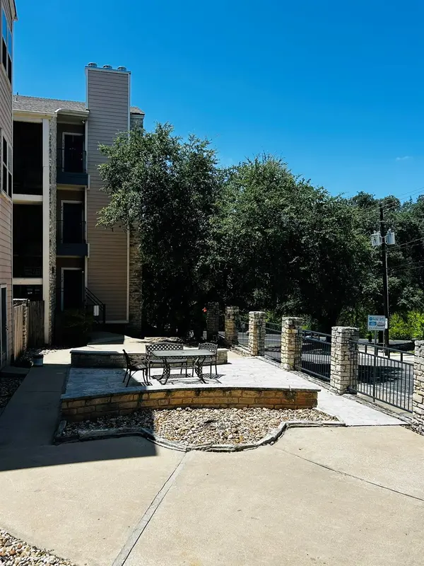 2414 Longview St. #305, Austin, TX 78705