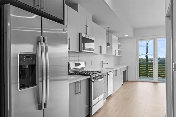 4004 Banister LN #309, Austin, TX 78704