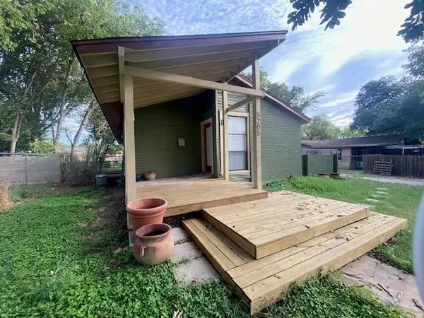 5205 Knight CIR, Austin, TX 78723
