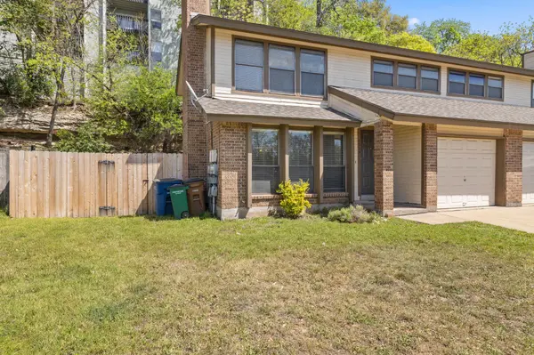6523 Hart LN, Austin, TX 78731