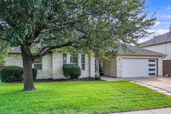 800 Portchester Castle PATH, Pflugerville, TX 78660