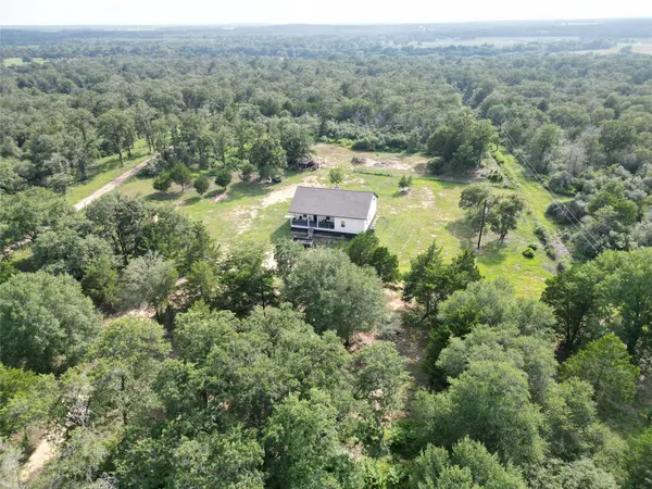 10399 CR 302, Rockdale, TX 76567