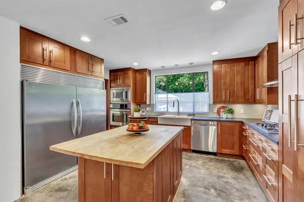 1208 Fairwood RD, Austin, TX 78722