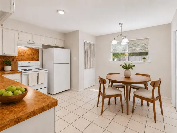 1707 Waterloo TRL #A, Austin, TX 78704