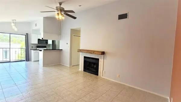 106 E 30TH ST #308, Austin, TX 78705