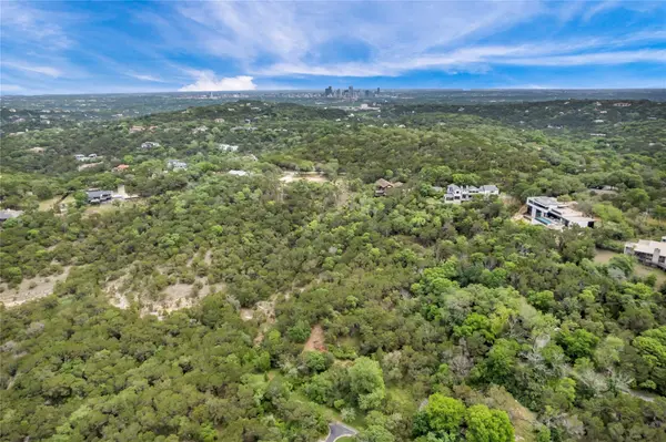 5 Little Bend DR, West Lake Hills, TX 78746
