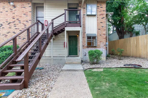 421 W San Antonio ST #i 2, San Marcos, TX 78666