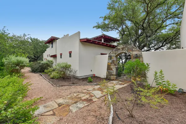 25317 Singleton Bend East RD, Marble Falls, TX 78654