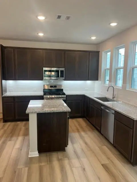 364 Blue Oasis LN #364, Leander, TX 78641