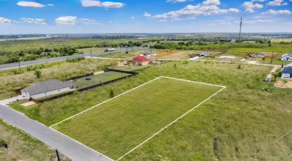 201 El Dorado DR, Kyle, TX 78640