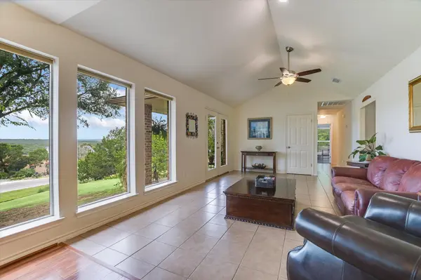 60 Crazy Cross RD, Wimberley, TX 78676