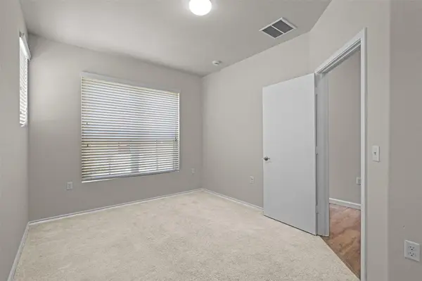 4001 Briones ST, Austin, TX 78723