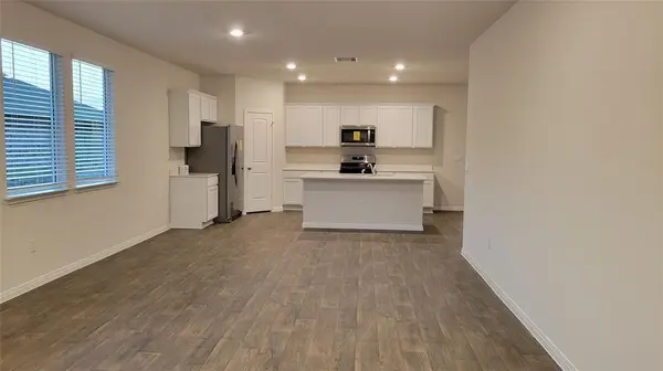 179 Sweetwater DR, Kyle, TX 78640