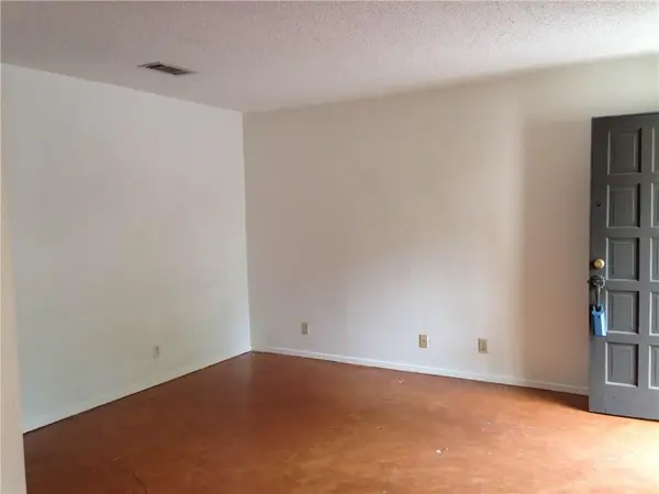 500 E Riverside DR #211, Austin, TX 78704