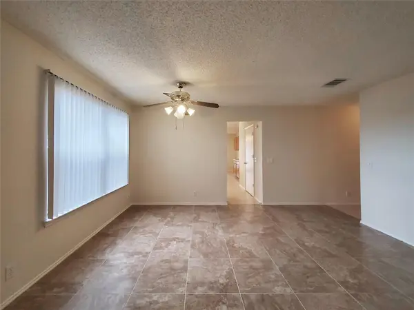 1926 Summer Rain DR, Cedar Park, TX 78613