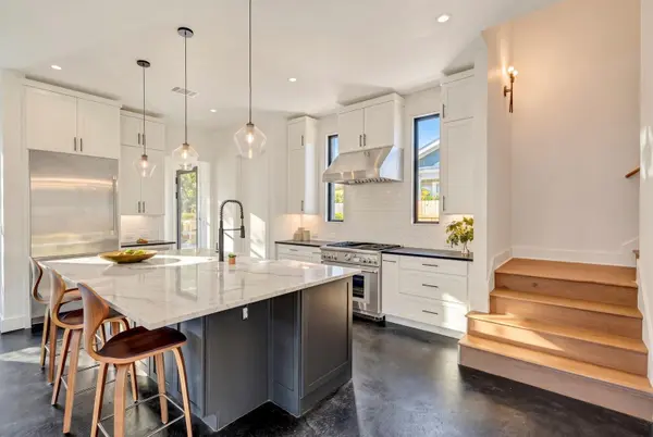 607 E 47th ST, Austin, TX 78751