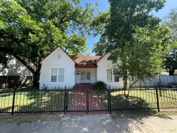 1500 E 2nd ST, Austin, TX 78702