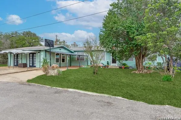 914 6th ST, Blanco, TX 78606