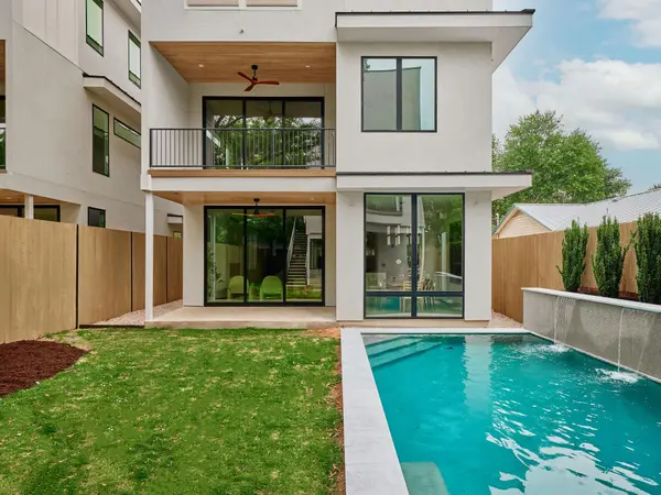 1213 Karen #2, Austin, TX 78757