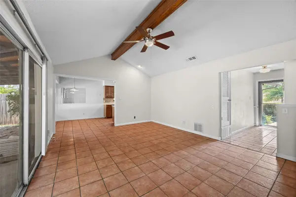 7506 Glenhill RD, Austin, TX 78752