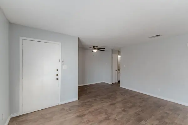 100 Uhland Road #2, San Marcos, TX 78666