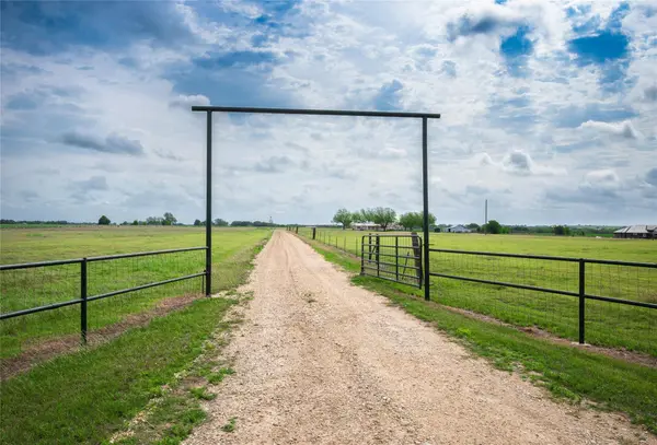 851 County Road 455, Coupland, TX 78615
