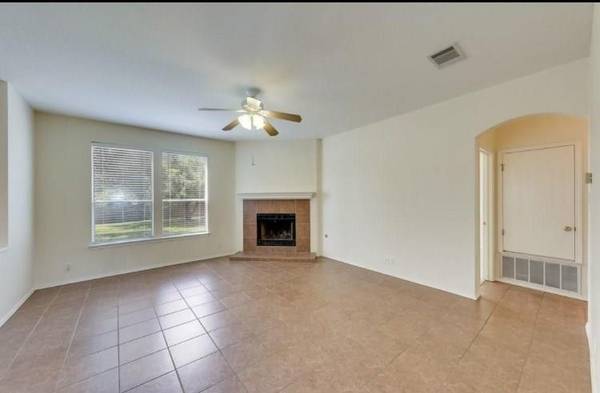 6033 Almelo DR, Round Rock, TX 78681