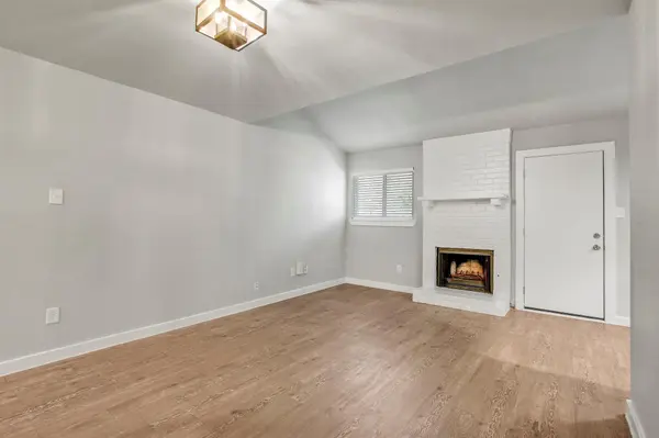 2414 Burleson CT, Austin, TX 78741