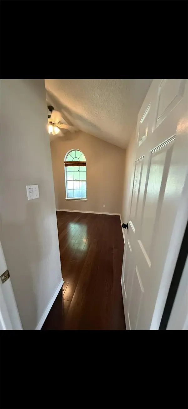 401 CR 216, Jarrell, TX 76537