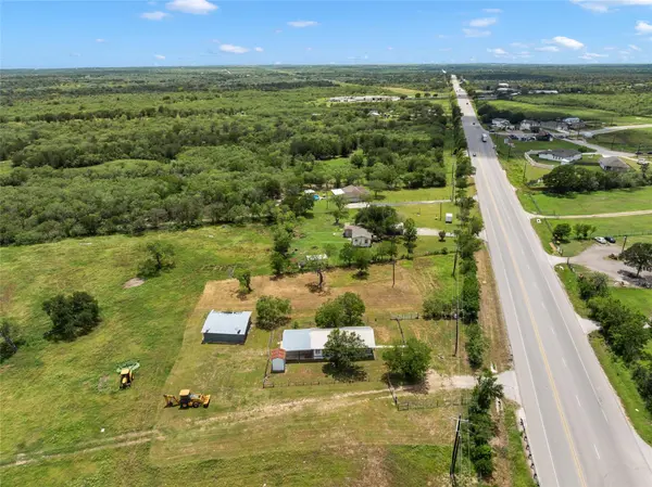 2515 Highway 21 W, Dale, TX 78616