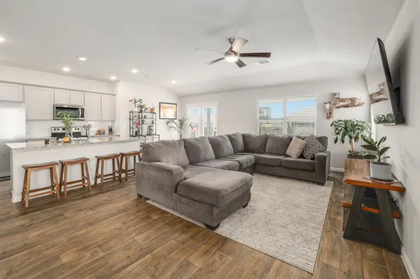 413 Hunter LOOP, Bertram, TX 78605
