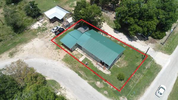 7 River ST, Prairie Lea, TX 78661