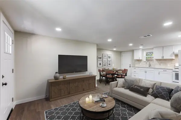 1118 Spur ST, Austin, TX 78721
