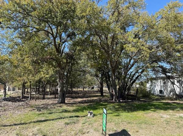 699 S Cotrell ST, Bartlett, TX 76511