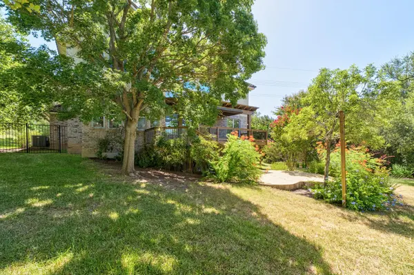 16200 Spillman Ranch LOOP, Austin, TX 78738