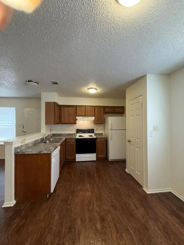 5501 Rose Hill CIR #C, Austin, TX 78745