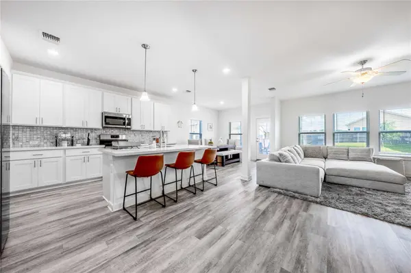 15309 Grenadine Bloom CV, Del Valle, TX 78617