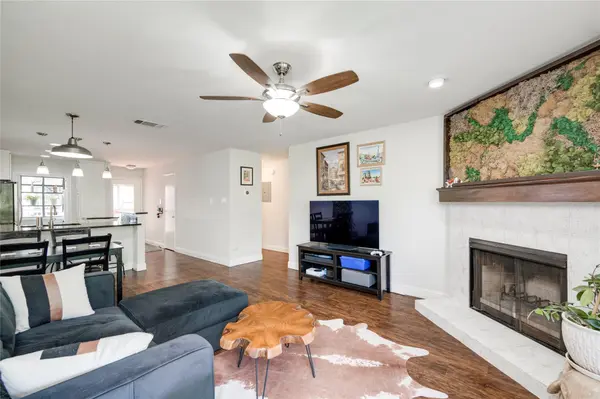 2215 Post RD #2076, Austin, TX 78704