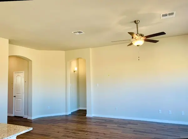 808 Fallbrook DR, Temple, TX 76502