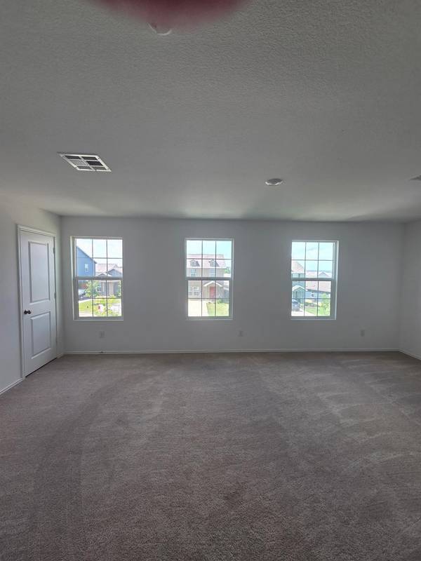 253 Texas Angel WAY, Jarrell, TX 76537